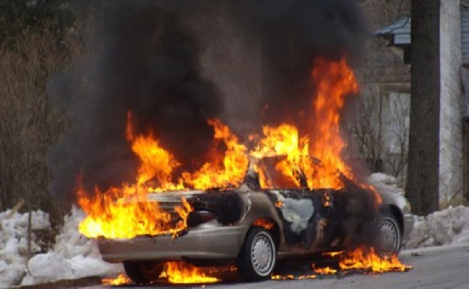 Qazaxda Mercedes yandı: 1 ölü – YENİLƏNİB