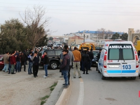 Aeroport yolunda 3 maşın toqquşdu – Yaralılar var