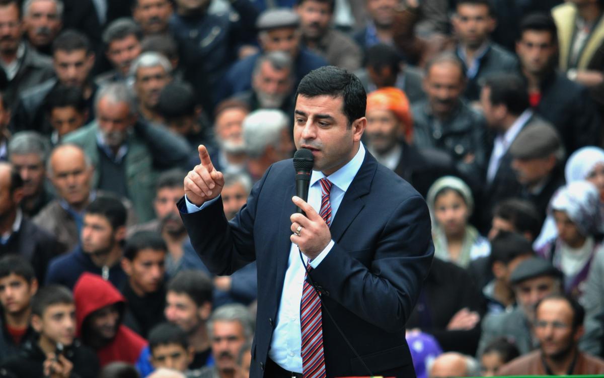 Dəmirtaş həbs edilir: 6 il 8 ay