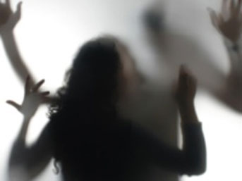 Arvad ərini döyüb xəstəxanalıq etdi