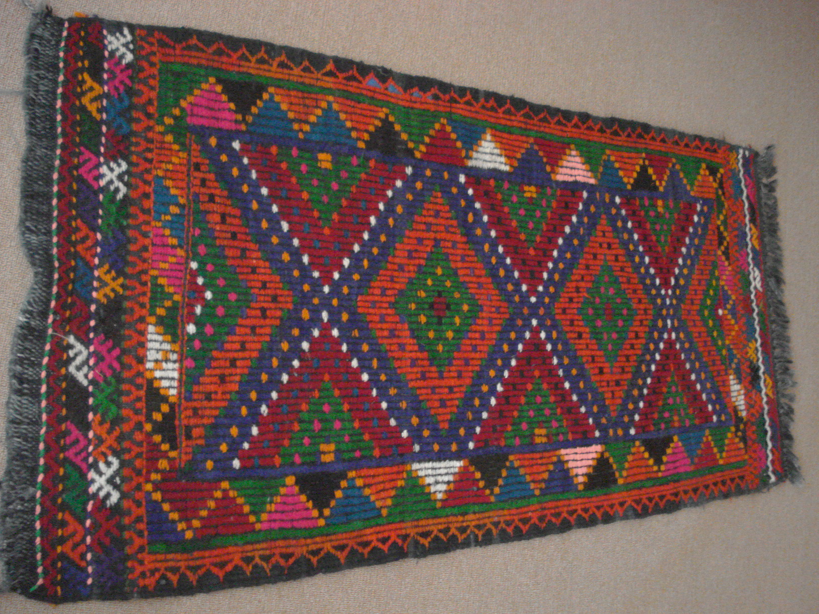 Tərtərdə XVIII əsrə aid kilim tapıldı