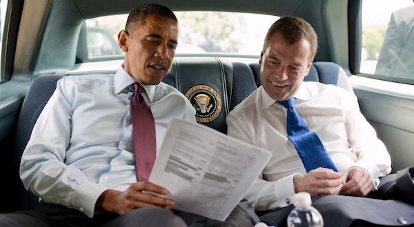 Medvedev Obama ilə qeyri-rəsmi görüşdü