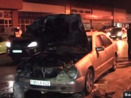 Avtomobil yandı – sürücü son anda xilas oldu – VİDEO