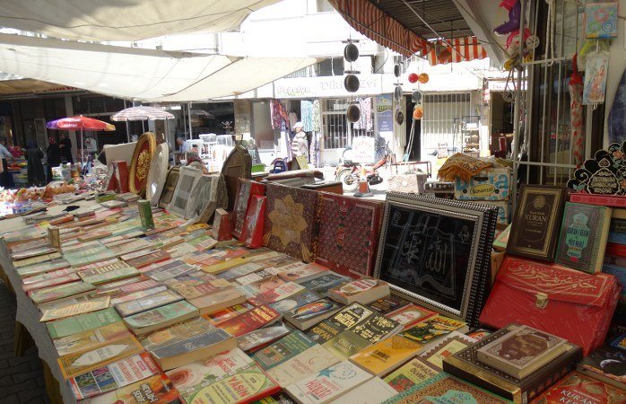 Bakıda dini mağazalarda daha bir reyd