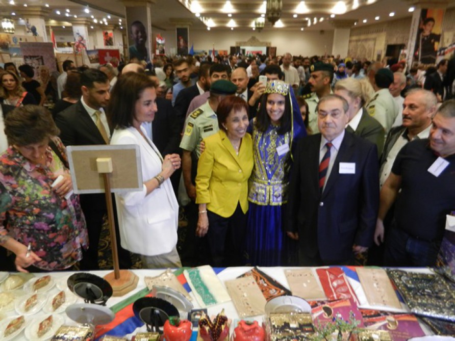 Azərbaycan “Xeyriyyə bazarı”nda təmsil olunub