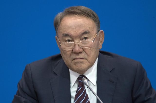 Nazarbayev övladlarını varisi etməyəcək