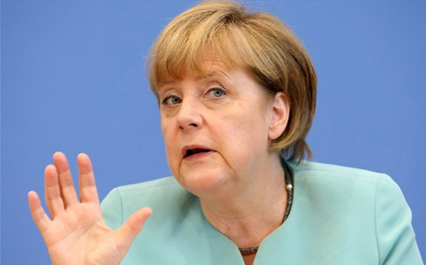 Merkel Trampa proteksionizm siyasəti barədə xəbərdarlıq edəcək