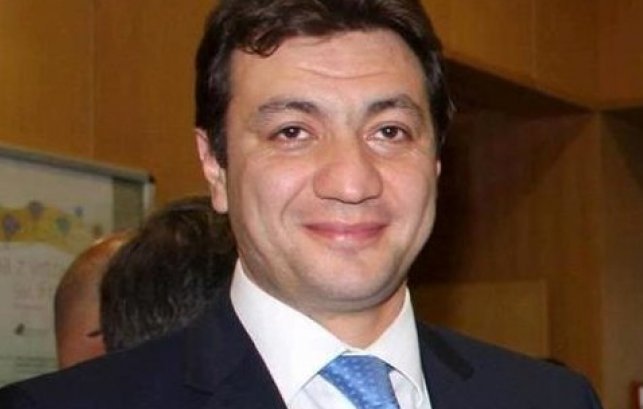 Səfirimiz Zərifə Əliyeva adına mərkəzi bağlatdırır