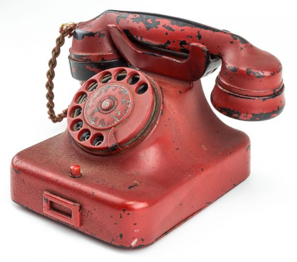 Hitlerin telefonu satışa çıxarıldı – 400 min avroya