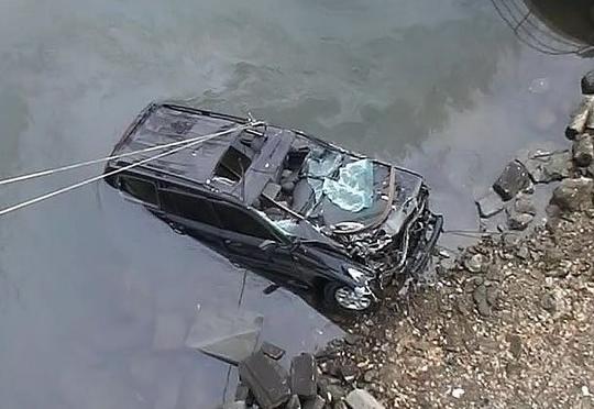 “Opel” dərəyə aşdı – Sürücü öldü