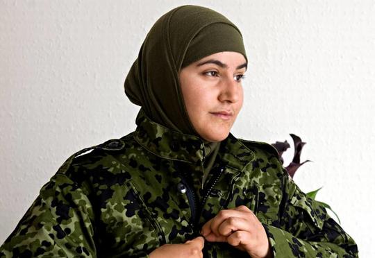 Türkiyə Ordusunda qadınlar hicab taxa biləcək