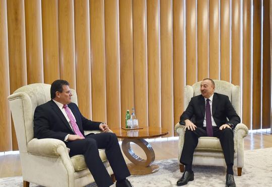 İlham Əliyev vitse-prezident ilə görüşdü