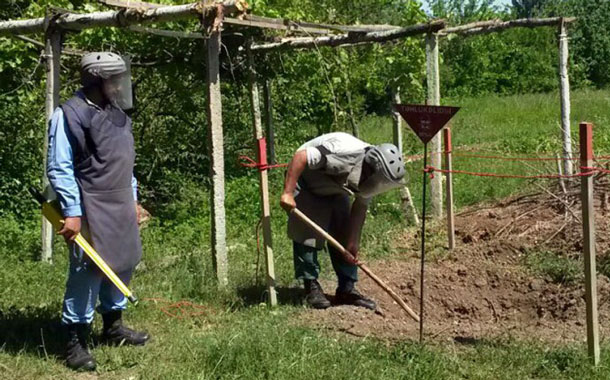 Qarabağ kanalında mina tapıldı