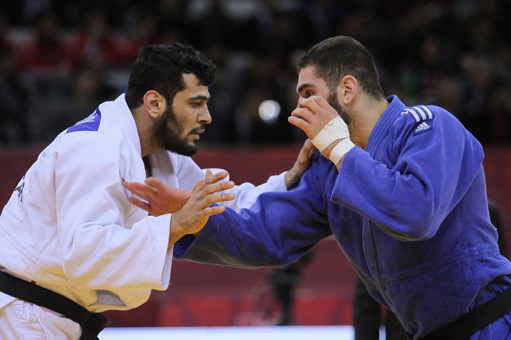 Elmar Qasımov gümüş medal qazandı