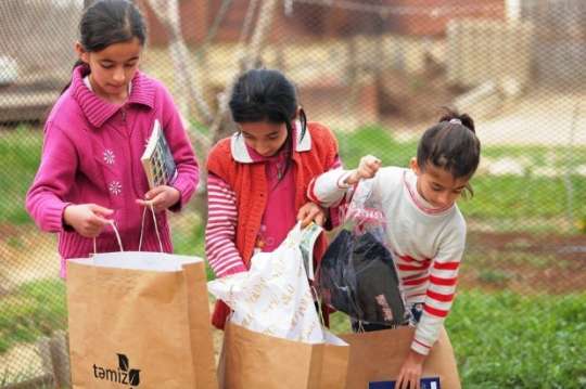 Zibillikdən tapılan pullarla uşaqların ən böyük arzuları reallaşdı- FOTO