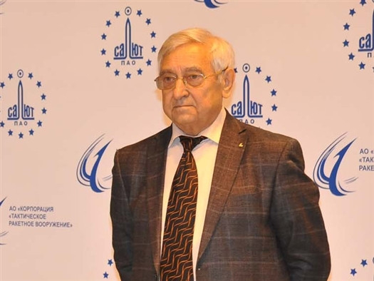 Müdafiə sənayesi zavodunun baş direktoru intihar edib