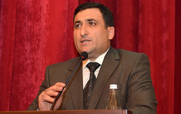 Rektor Nazirliyi və icra hakimiyyətini məhkəməyə verdi