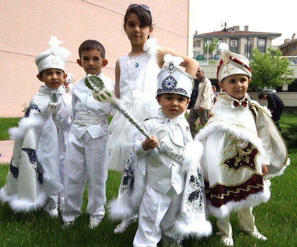 Sünnət toylarının keçirilməsi doğrudurmu?