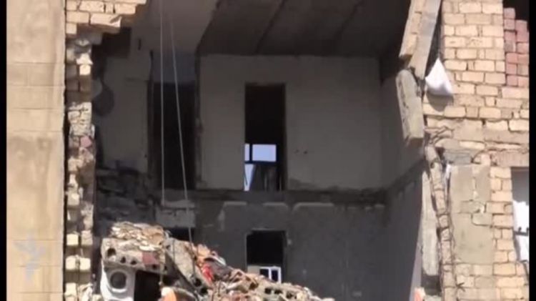 Bakıda bina uçub – 2 nəfər ölüb – YENİLƏNİB