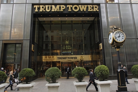 Nyu-Yorkda “Trump Tower”in binası qarşısında 25 etirazçı saxlanılıb