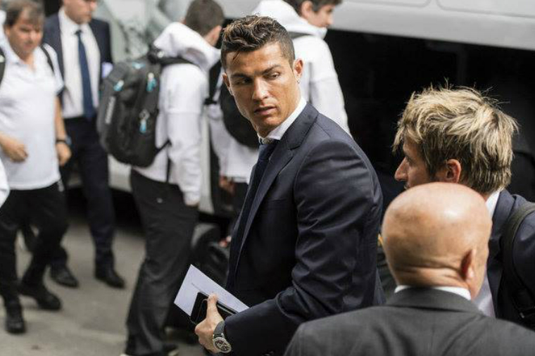 Ronaldo seks-skandal yaşayır