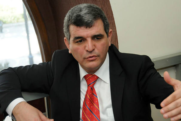 “Referendumun nəticəsini toy-bayram eləməyin də tərəfadarı deyiləm”