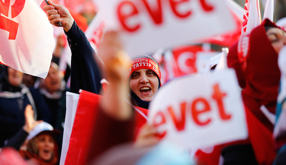 Bu gün Türkiyədə referendum həyəcanı