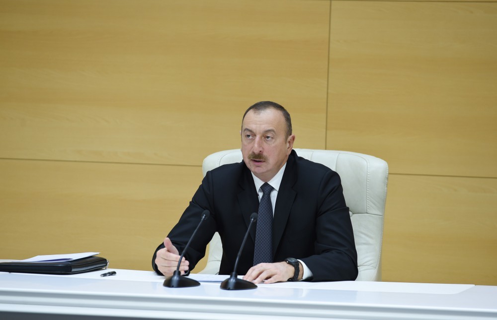 “Bu gün nəinki biz ordumuzun əsas tələbatını özümüz ödəyirik, biz ixrac da edirik”