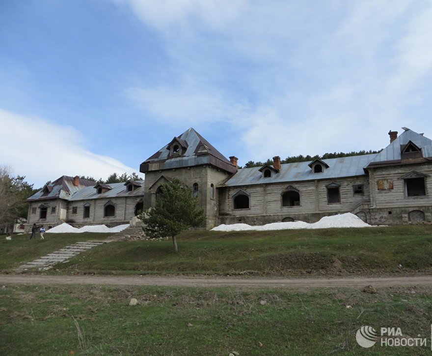 Türkiyə hakimiyyəti Qars vilayətində Nicholas II ov evini bərpa edir