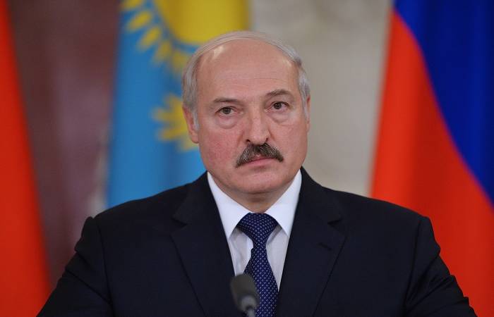 “Azərbaycanla birlikdə irəliləmək lazımdır” – Lukaşenko