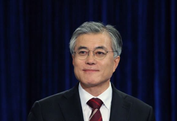 Cənubi Koreyanın yeni lideri Moon Jae-In oldu