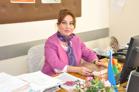 “Rektorun əmri müzakirə olunmur”- tələbə ilə səfir bacısının məhkəmə davası