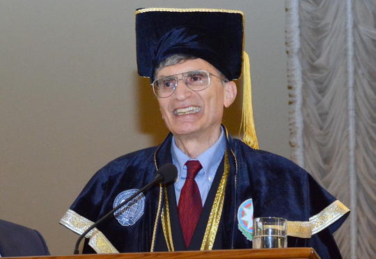 Nobel mükafatçısı Aziz Sancar UNEC-də