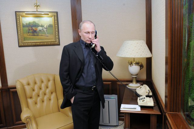 Putin, Səudiyyə Ərəbistan Kralı Səlman ilə telefonla danışdı