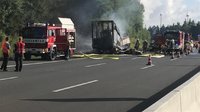 Almaniyada avtobusda yanğın – Çox sayda ağır yaralı və itkin düşənlər var