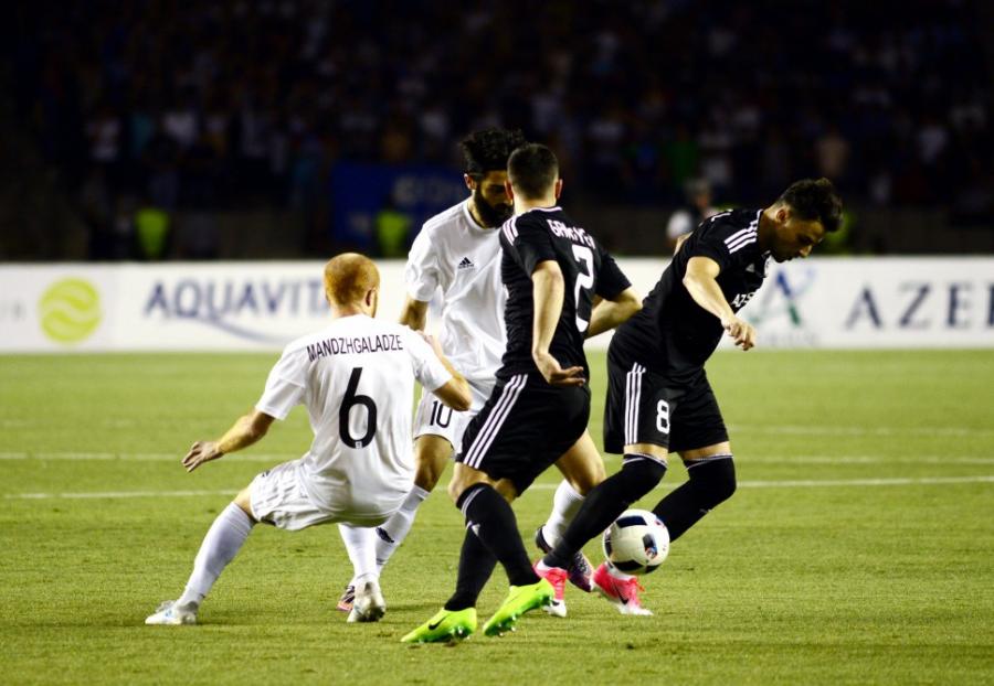 “Qarabağ” cavab oyununa çıxır