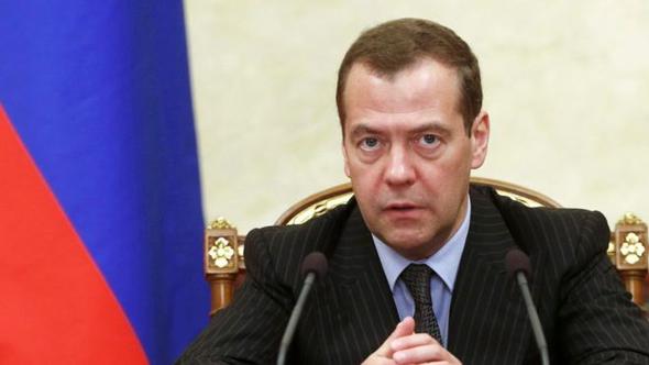 Medvedev: ABŞ ticarət müharibəsi elan etdi