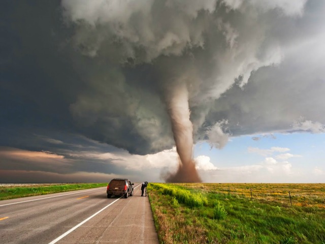 ABŞ-da Tornado – xəsarət alanlar var – VİDEO