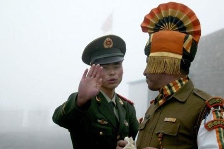 Hindistan və Çin ordusu arasında toqquşma olub