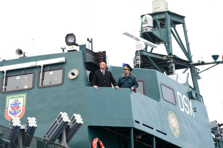 Prezident yeni “Tufan” gəmisinin təməlini qoydu