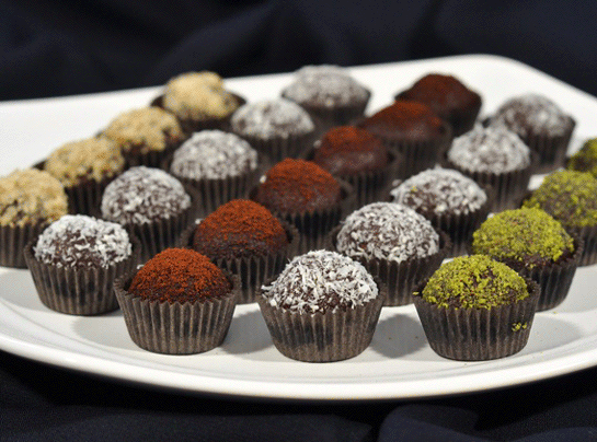 Kakaolu kokoslu şokoladlı keks topları – VİDEO