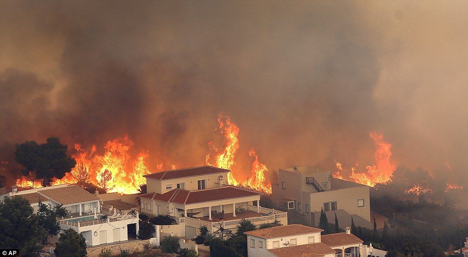 İspaniya-Portuqaliya sərhəddi yanır