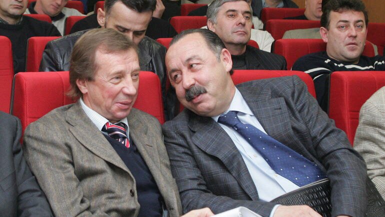 Azərbaycan millisinin baş məqşçisi olmağa əsas namizədlər