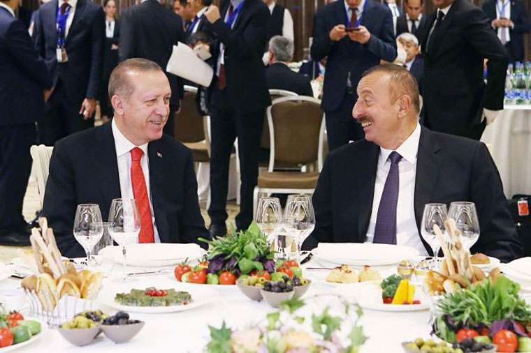 Liderlər birgə nahar ediblər