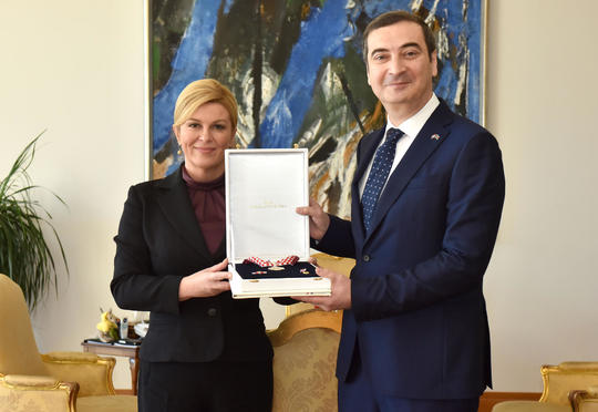 Səfirimiz Xorvatiyanın ali ordeni ilə təltif edilib