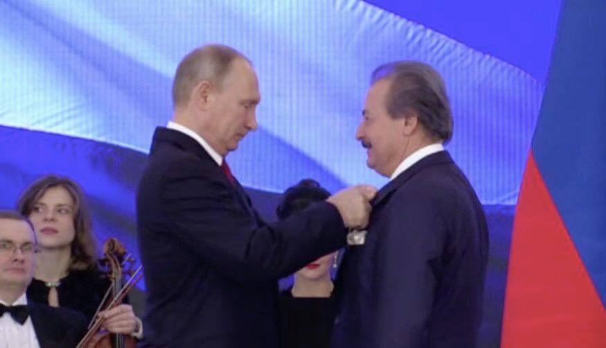 Putin Türk iş adamına dostluq medalı verdi