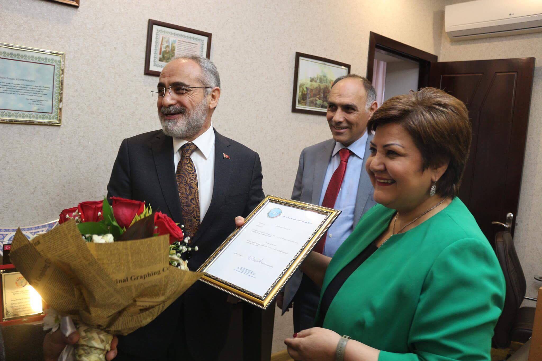 Türkiyə prezidentinin baş müşaviri Yalçın Topçu ATEV ziyarət edib – FOTO