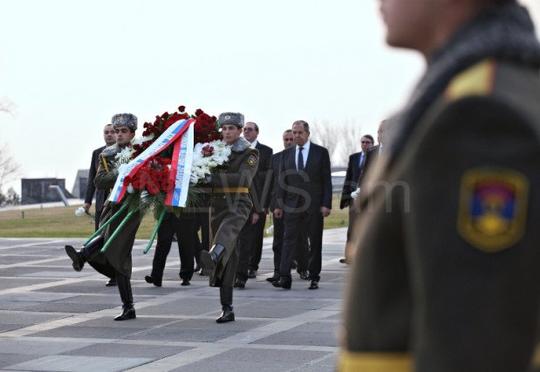 Lavrov İrəvanda rəsmi səfərdədir