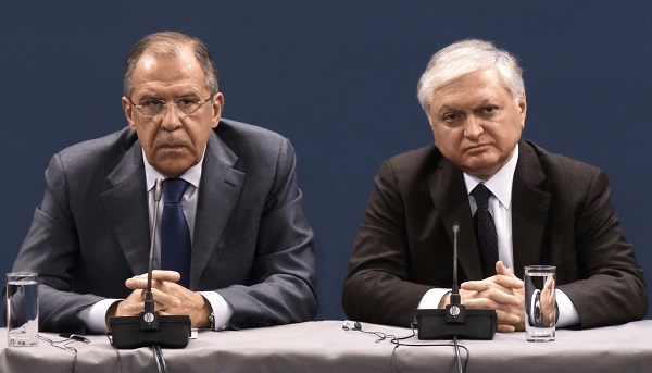 Lavrov Nalbandyanla görüşür