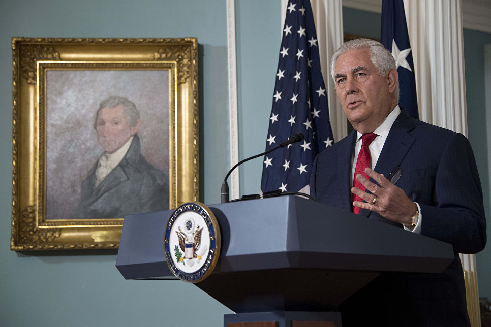 Tillerson: “Bu gülüncdür”